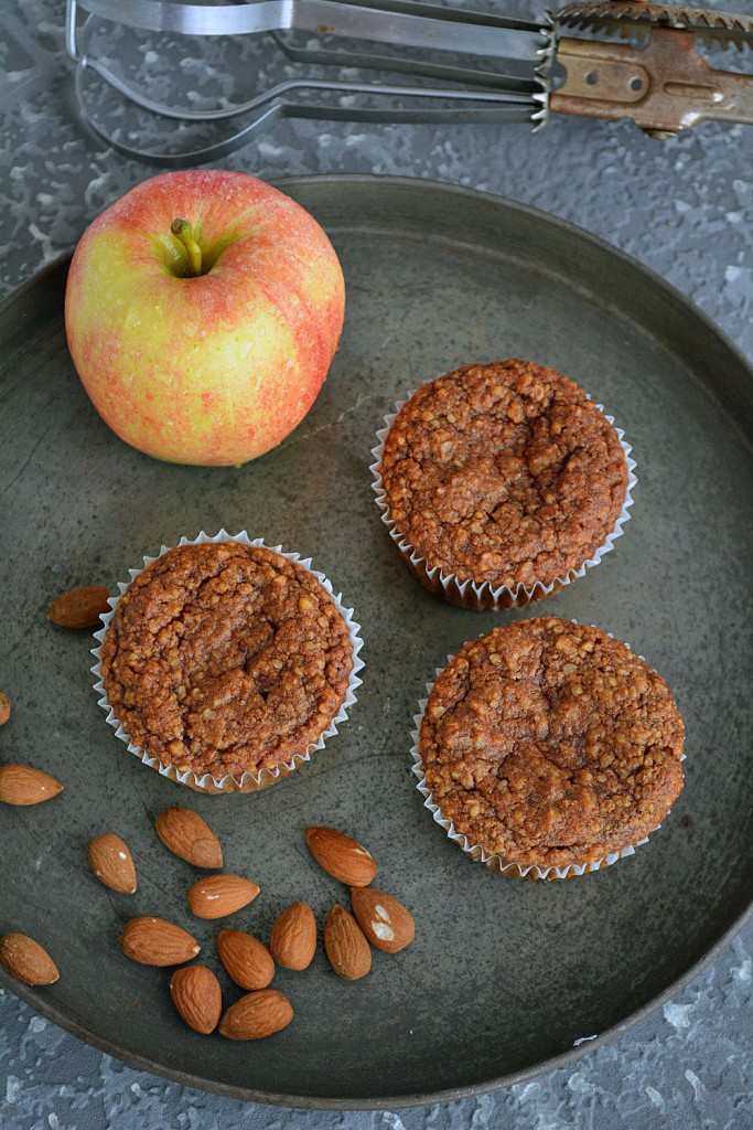 Rezept für Low Carb Apfel Zimt Muffins, glutenfrei und Paleo