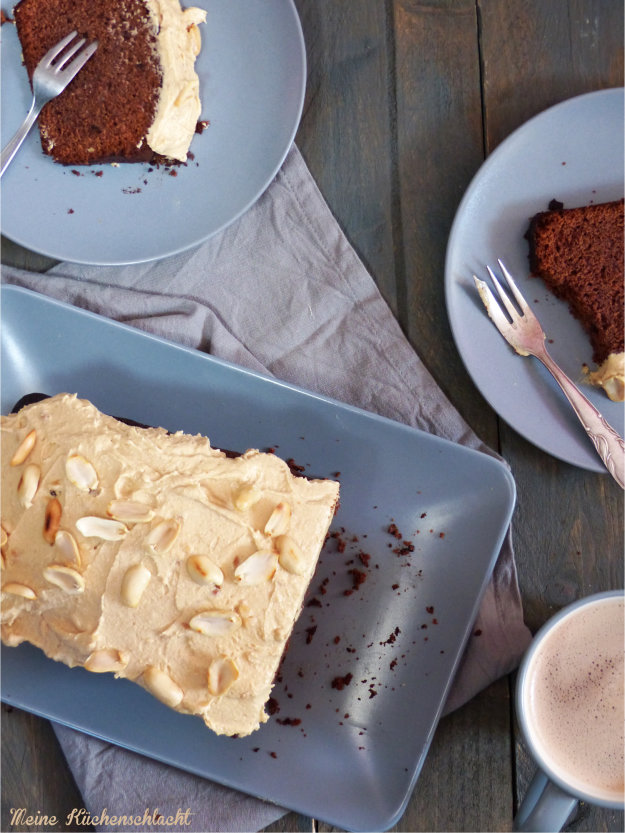 Schokoladen Kuchen, selbstgemachte  Erdnusss-Ahornsirub-Butter, Buttercreme6