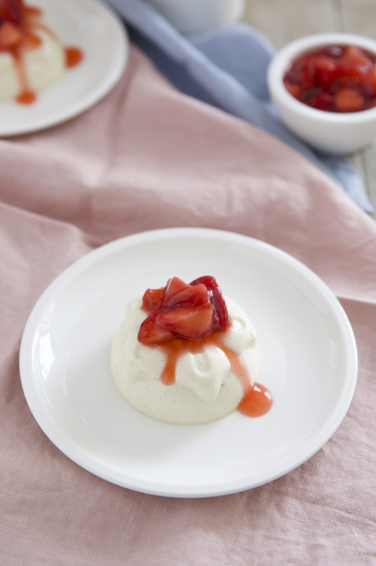 Rezept für Panna Cotta mit Erdbeer Zubereitung - Sahne Dessert