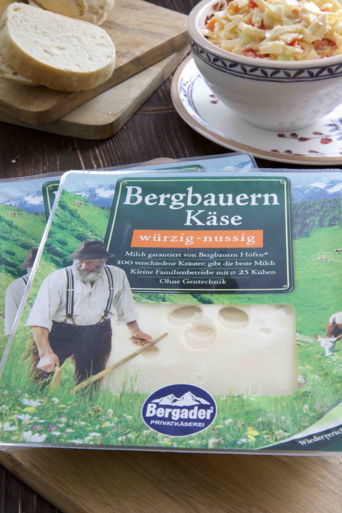 Rezept für Käsesalat mit Bergader Bergbauern Käse